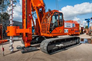 Skanska-SoilmecSR30rotaryandCFApilingrig1-300x200.jpg