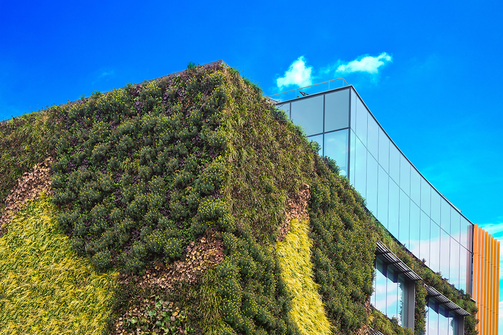 Industry 'on track' for less than half of net-zero goals - Vimarsana News