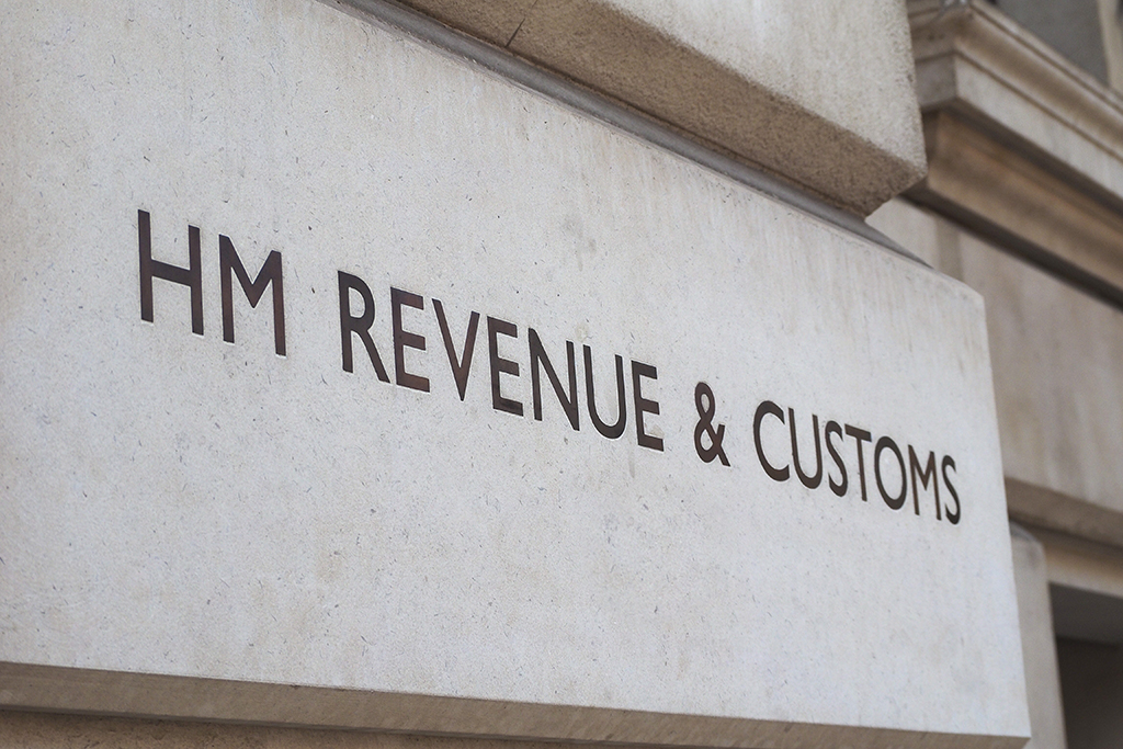 Small contractors dodged hundreds of thousands of pounds in tax - Vimarsana News