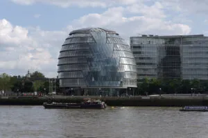 London_MMB_K1_City_Hall-300x200.webp