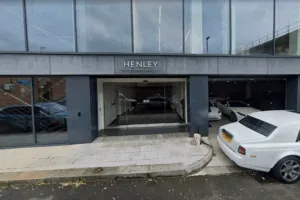 henley-2-300x200.webp