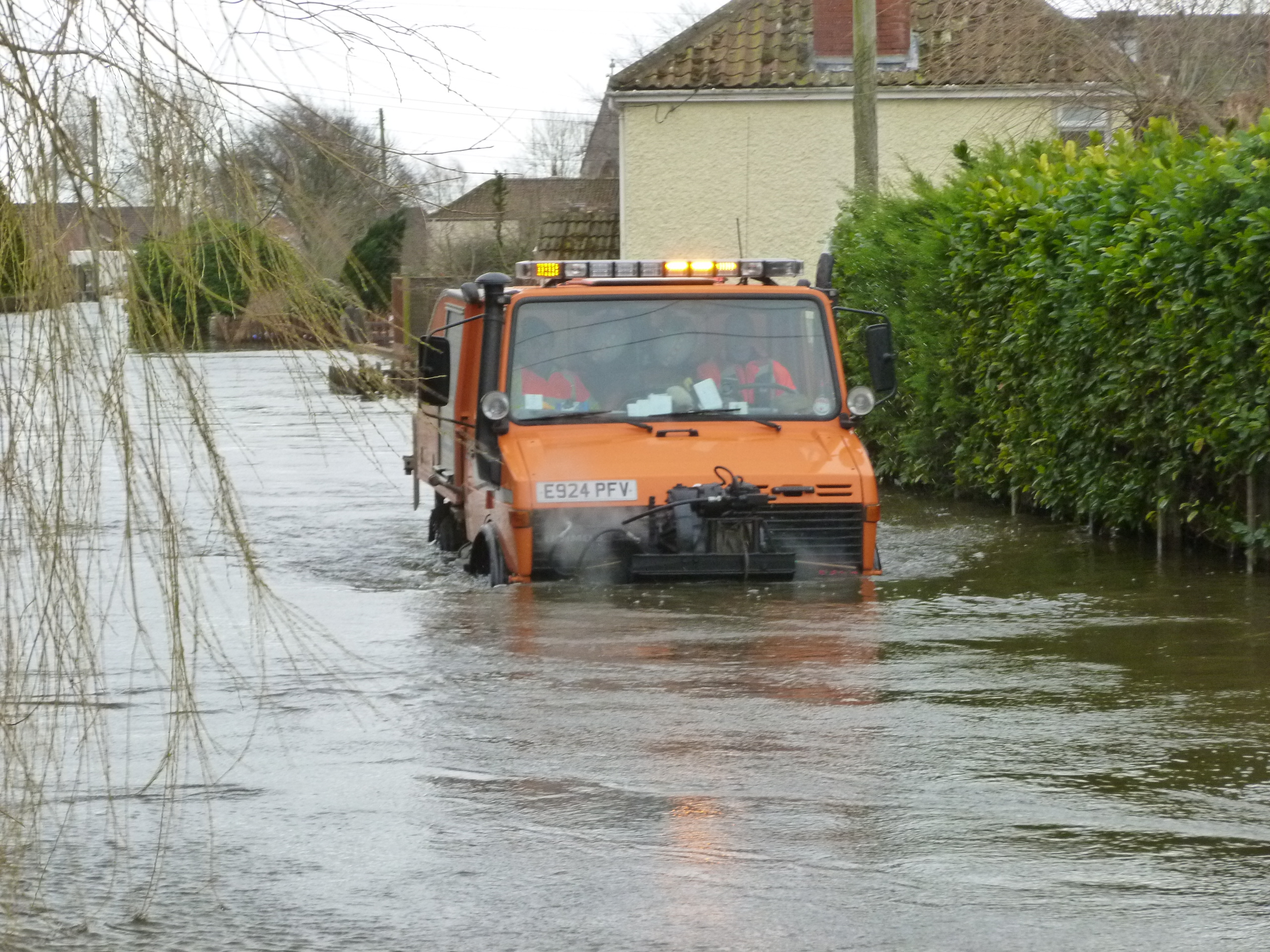 £50M Somerset flood resilience funding: design and stability notes for engineers