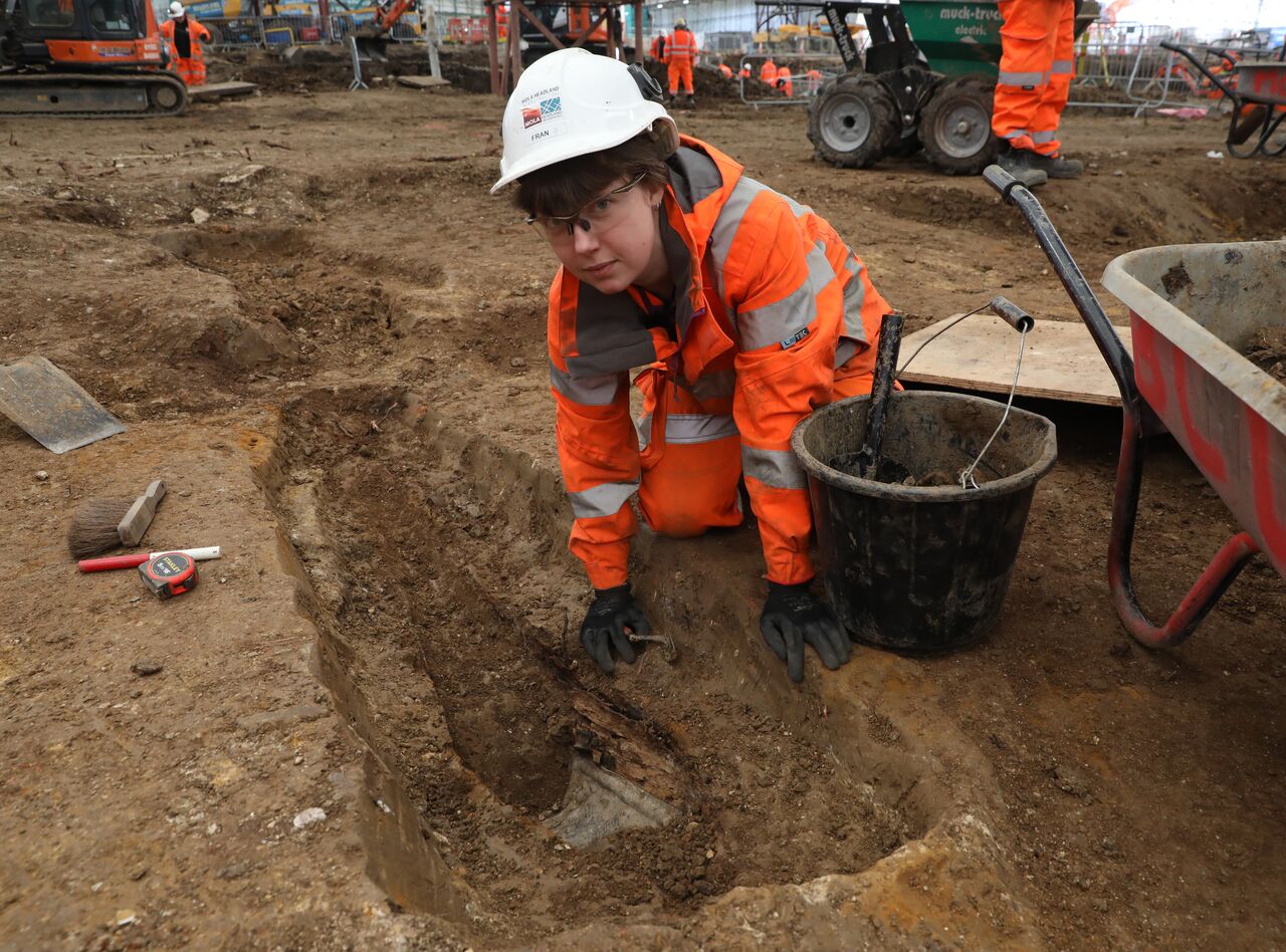 HS2 Euston dig uncovers Captain Flinders' remains | New Civil Engineer