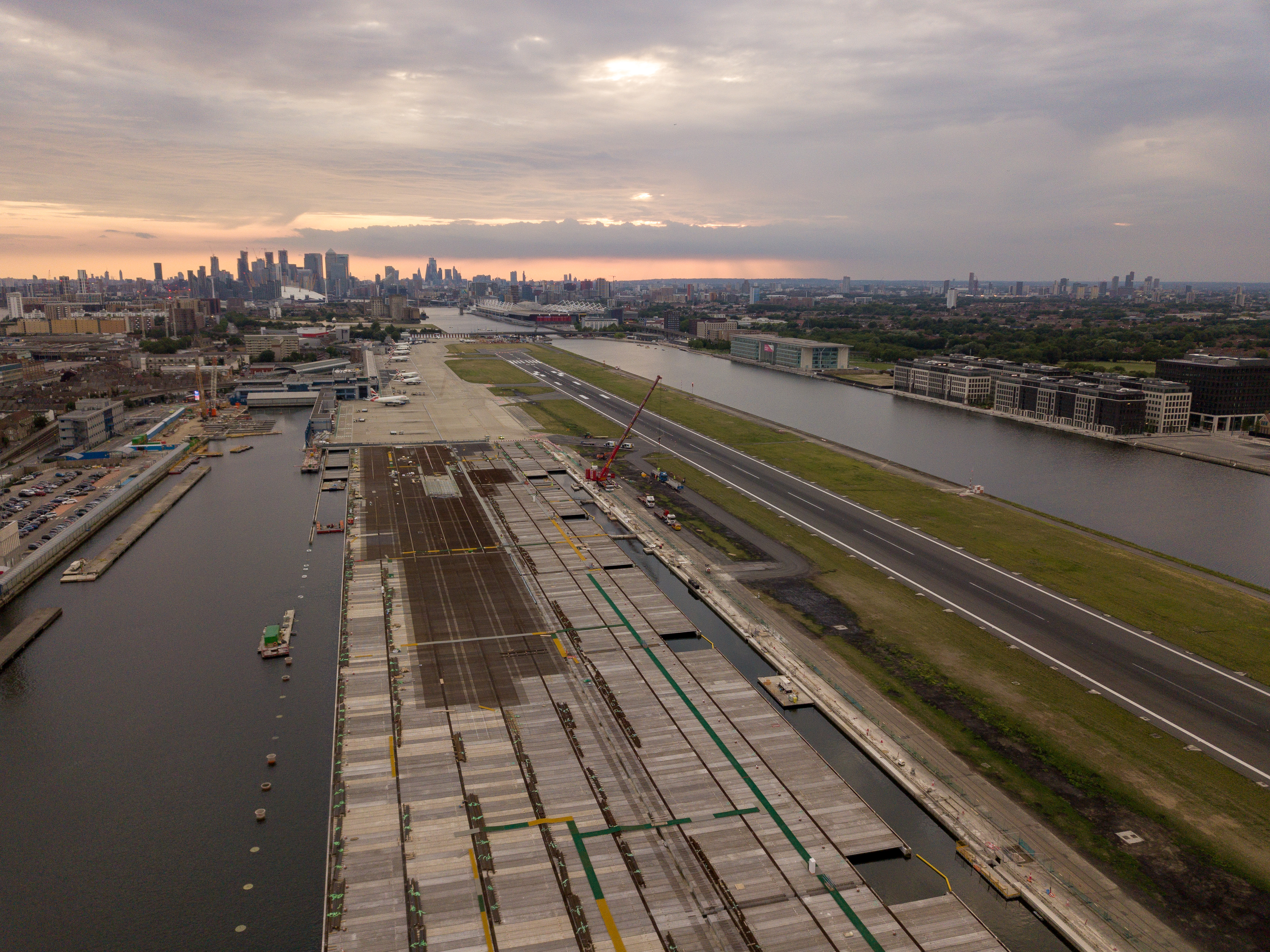 Smart Concrete Saving Time At London City Airport New Civil Engineer