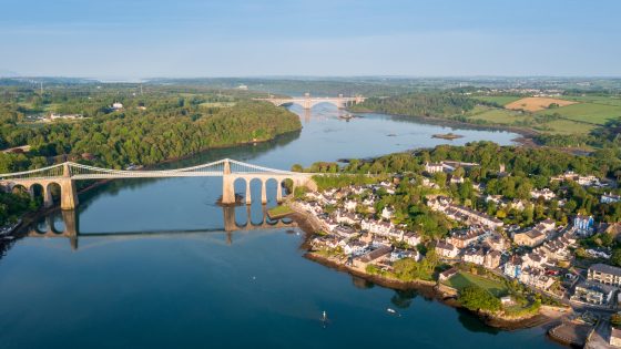 Wales urged to overhaul transport network with third Menai bridge and rail reopenings
