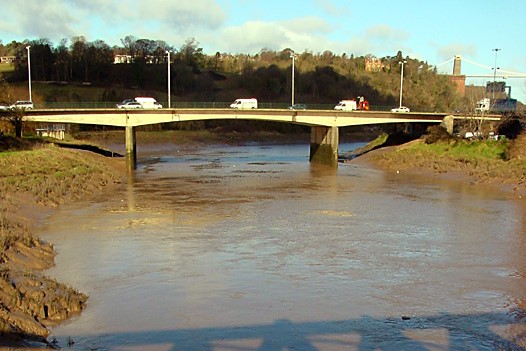 Council outlines £50M repair plan for road network leading to Bristol docks amid fears of 'catastrophic failure' of bridge - Vimarsana News
