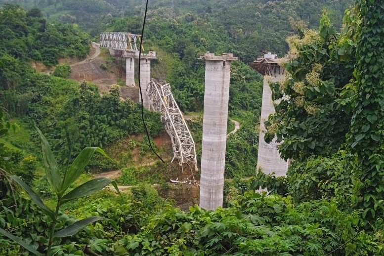Tragic collapse of under-construction bridge in north east India prompts questions over methods - Vimarsana News