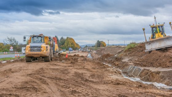 UK civil engineering workloads dip: pipeline and resourcing takeaways for engineers