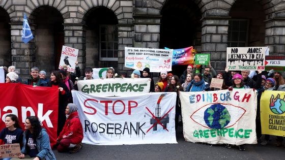 Trade unions call for Rosebank oil field to be rejected