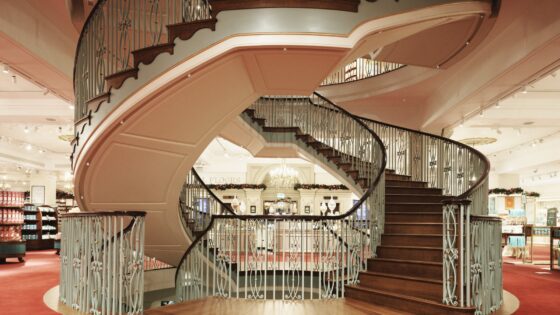Fortnum & Mason double-helix three-storey stair: Construction and collaboration