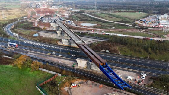 HS2 4,600t M6 viaduct slide: incremental launch lessons for project engineers