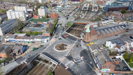 £20M Stockport roundabout rail overbridge: staging lessons for civil engineers