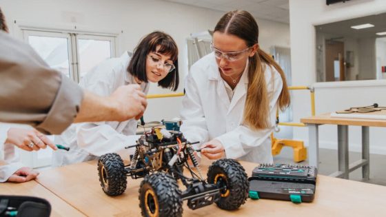 NMITE IET-accredited integrated engineering degrees: implications for project teams