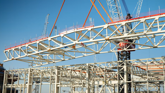 Marr’s 121t roof truss lifts at Hinkley Point C: logistics lessons for engineers