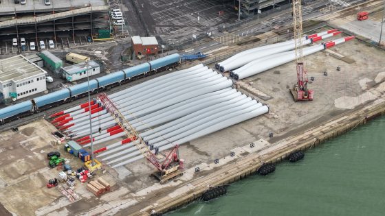 Port of Southampton–Vestas deal: port pavement and berth demands for engineers