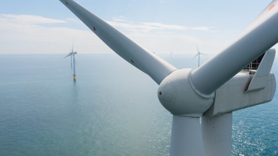 Crown Estate Irish Sea windfarm retender: delivery and grid notes for engineers
