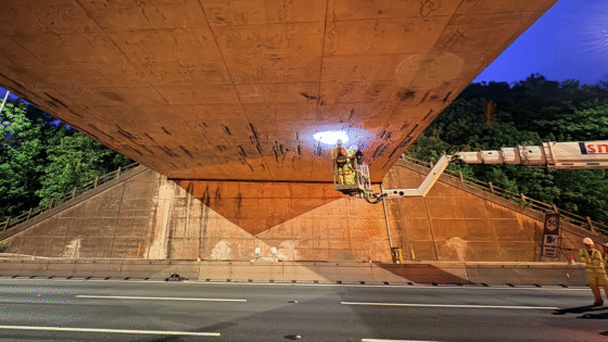 North Bridge at M42 Junction 6: demolition decision and design lessons for engineers
