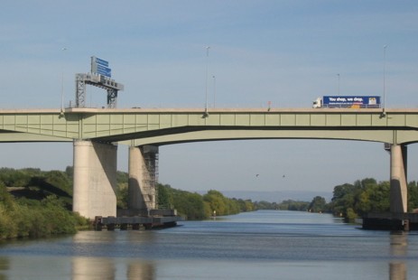Thelwall Viaduct £27M upgrade: joint replacement and traffic staging for engineers